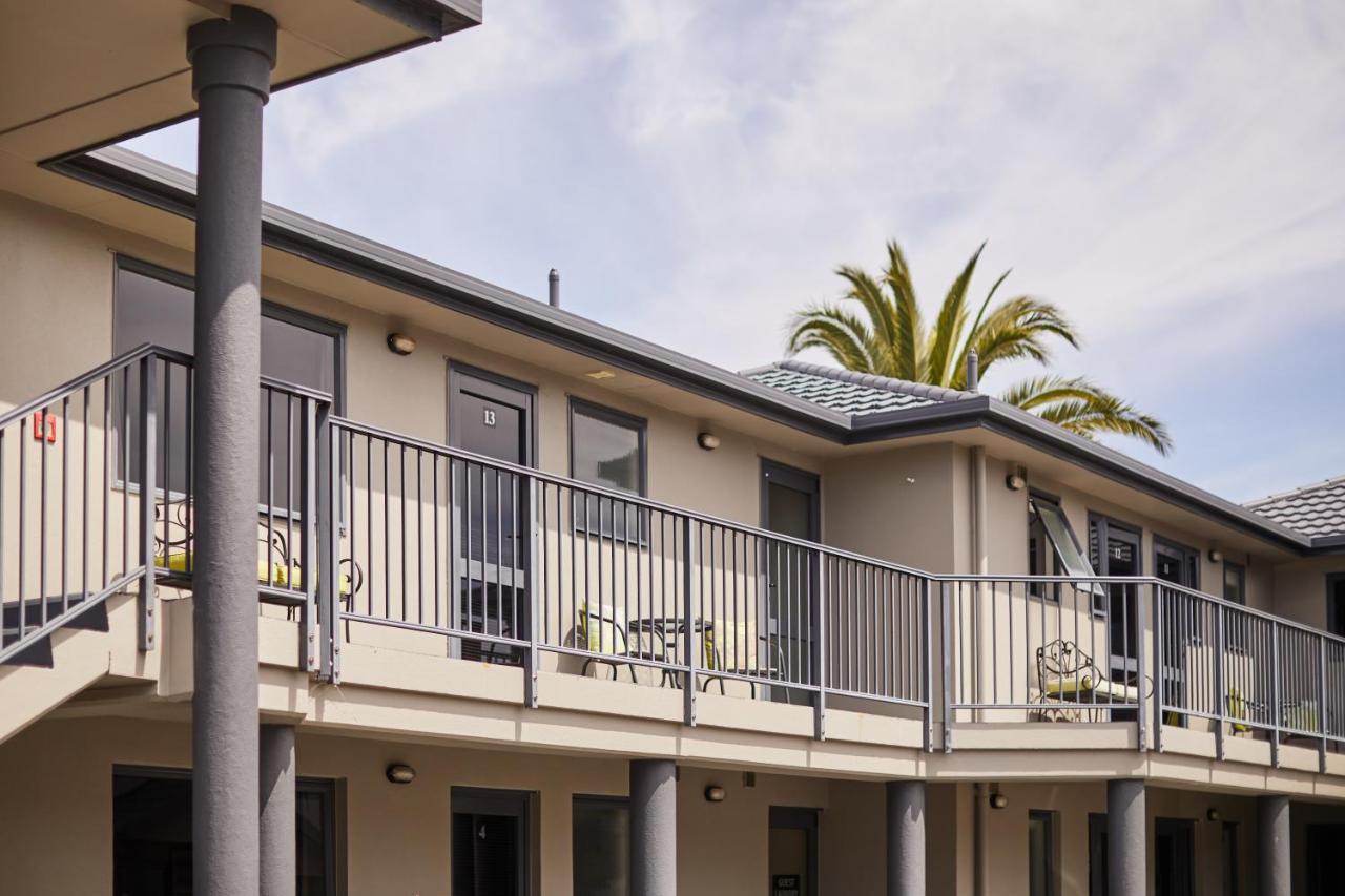 Blenheim Palms Motel Extérieur photo